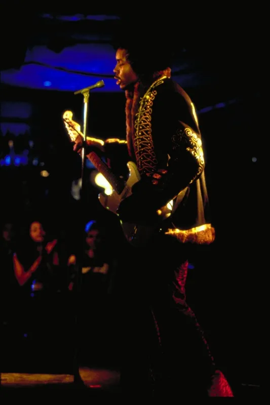 Hendrix, 2000 - fotogaléria