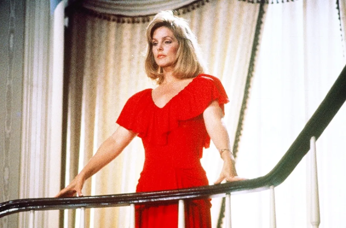 Bláznivá strela (The Naked Gun: From the Files of Police Squad!), 1988 - fotogaléria