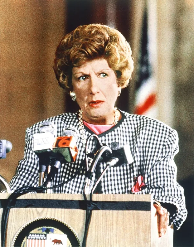 Bláznivá strela (The Naked Gun: From the Files of Police Squad!), 1988 - fotogaléria