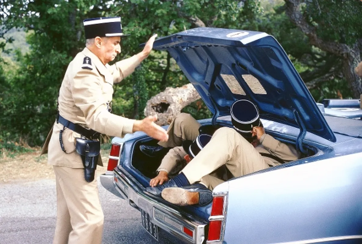 Žandár a mimozemšťania (Le gendarme et les extra-terrestres), 1978 - fotogaléria