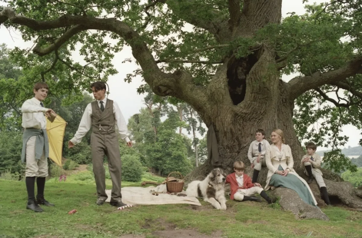 Hledání Země Nezemě (Finding Neverland), 2004 - fotogaléria