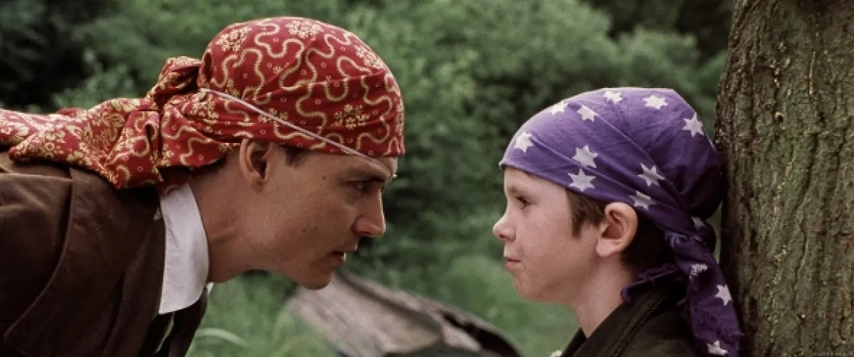 Hledání Země Nezemě (Finding Neverland), 2004 - fotogaléria