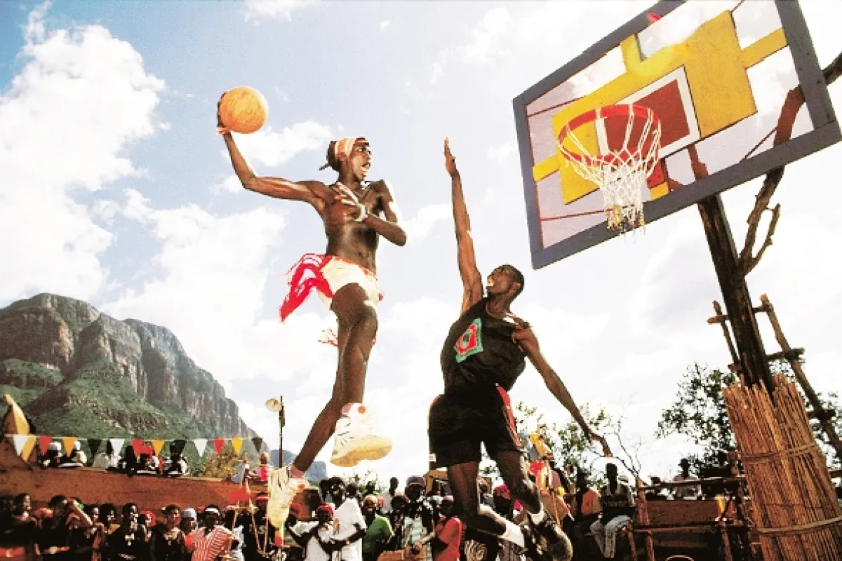 Kokosy v pralese (The Air Up There), 1994 - fotogaléria