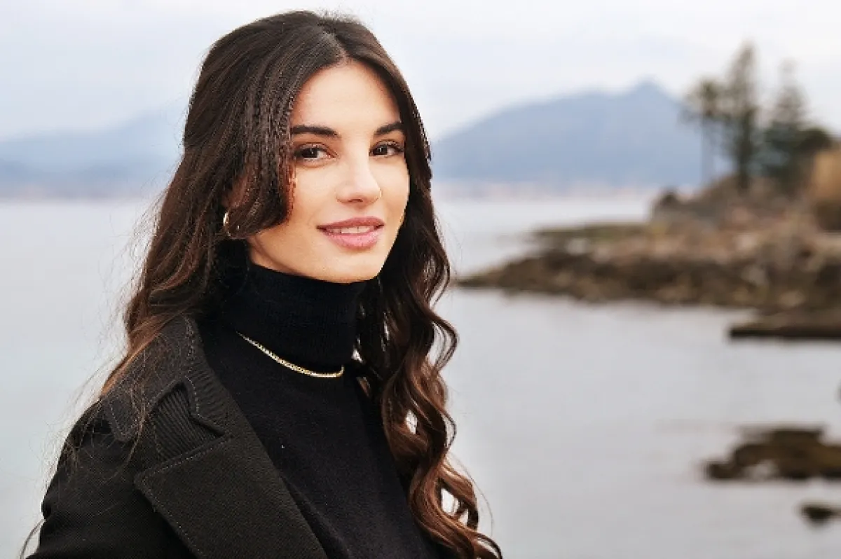 Viola (Viola come il mare/Violet Like the Sea), 2022 - fotogaléria