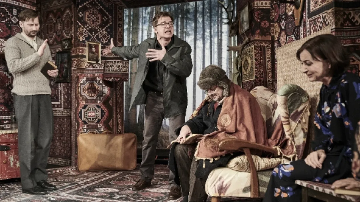 Konec rudého člověka - fotogaléria