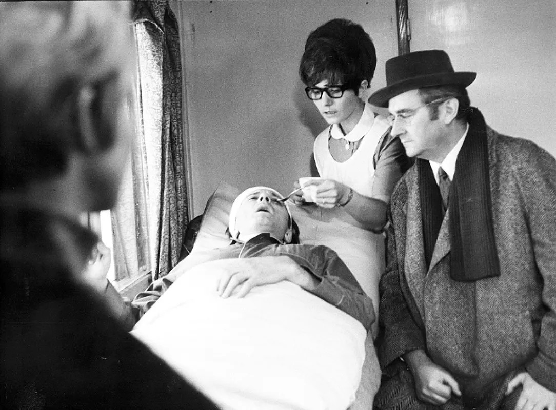 Na kolejích čeká vrah (NA KOLEJÍCH ČEKÁ VRAH), 1970 - fotogaléria