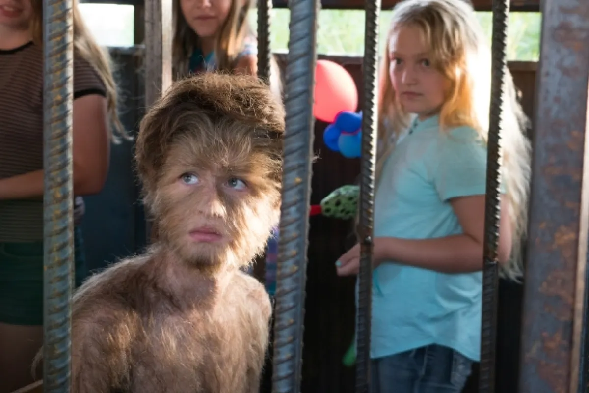Podivuhodná dobrodružství Paula Harkera (The True Adventures of Wolfboy), 2019 - fotogaléria