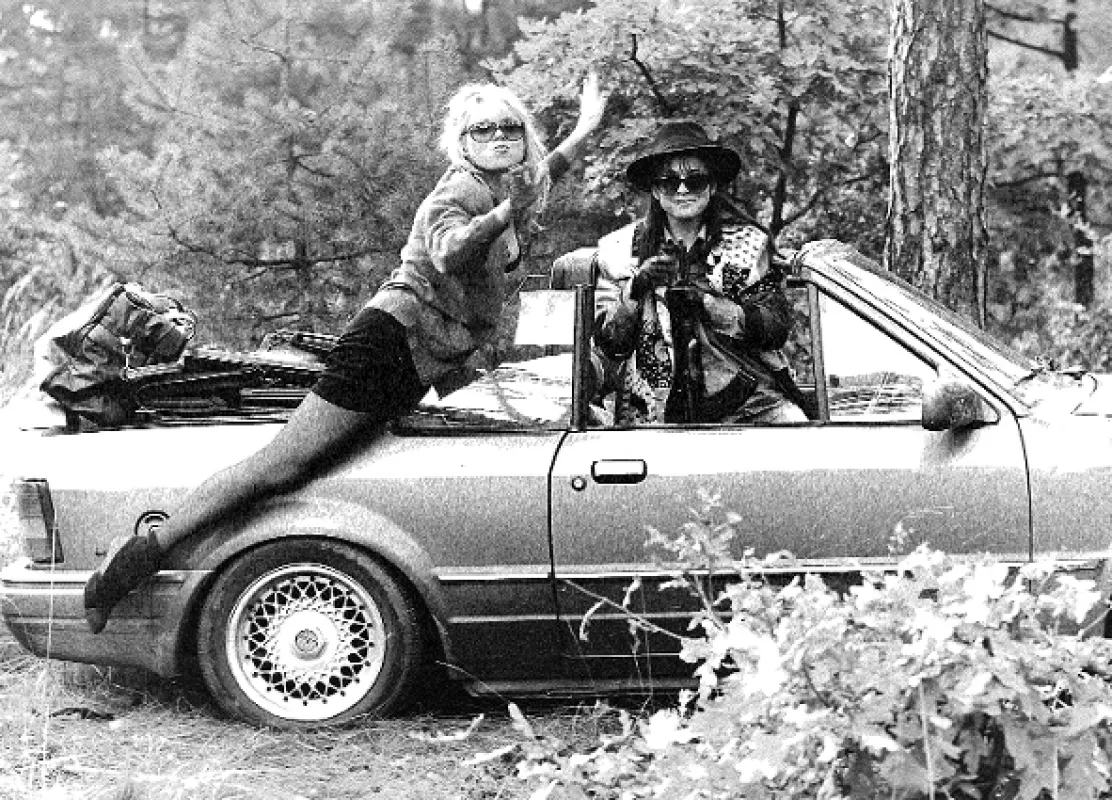 Lepší je být bohatý a zdravý než chudý a nemocný (Lepšie byť bohatý a zdravý ako chudobný a chorý), 1992 - fotogaléria