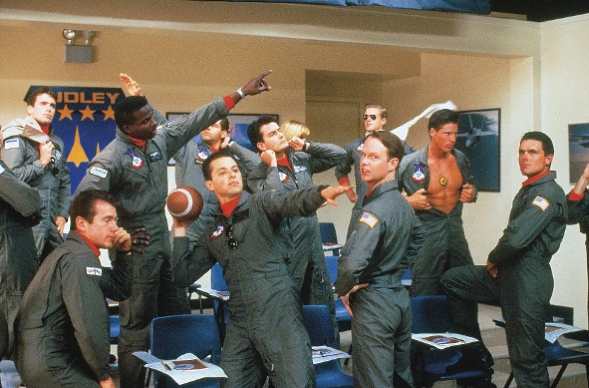 Horúce strely (Hot Shots!), 1991 - fotogaléria