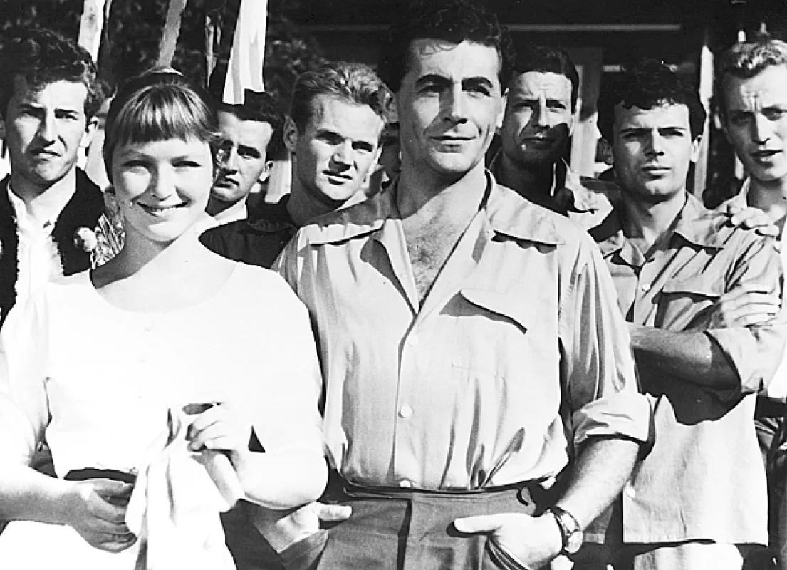 V proudech, 1957 - fotogaléria