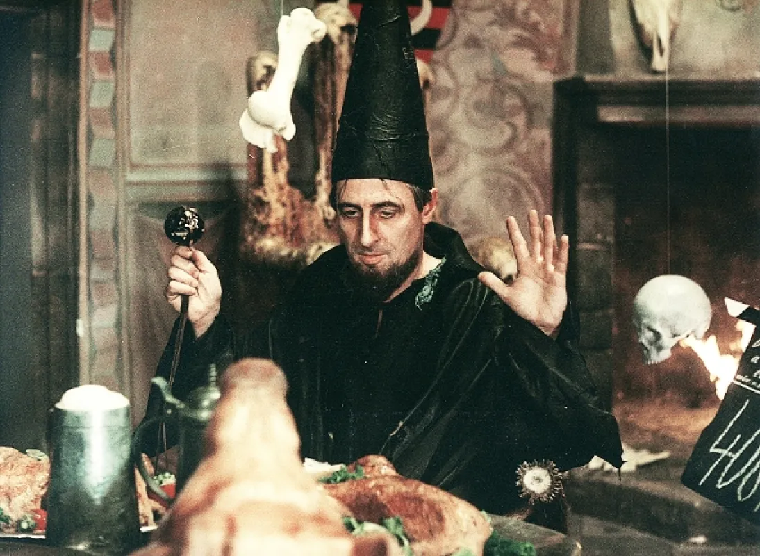 O zapomnětlivém černokněžníkovi (O ZAPOMNĚTLIVÉM ČERNOKNĚŽNÍKOVI), 1991 - fotogaléria