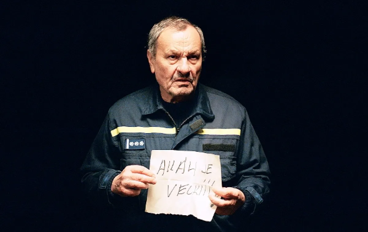 Kdyby radši hořelo, 2022 - fotogaléria