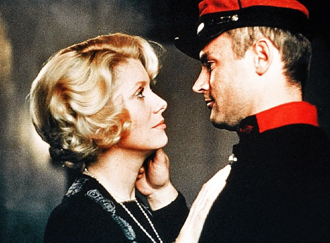 Pochoduj, nebo zemři (March or Die), 1977 - fotogaléria