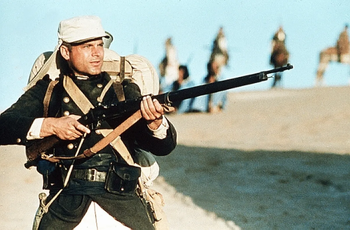 Pochoduj, nebo zemři (March or Die), 1977 - fotogaléria