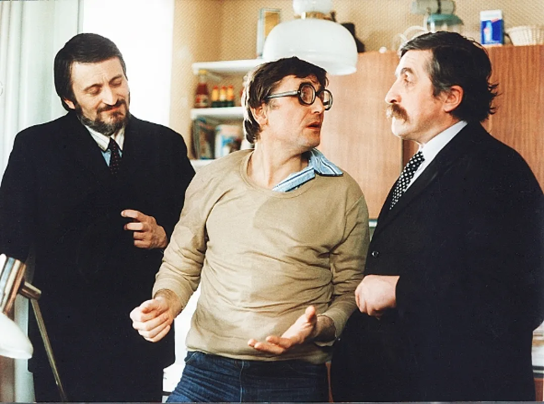 Srdečný pozdrav ze zeměkoule (SRDEČNÝ POZDRAV ZE ZEMĚKOULE), 1982 - fotogaléria