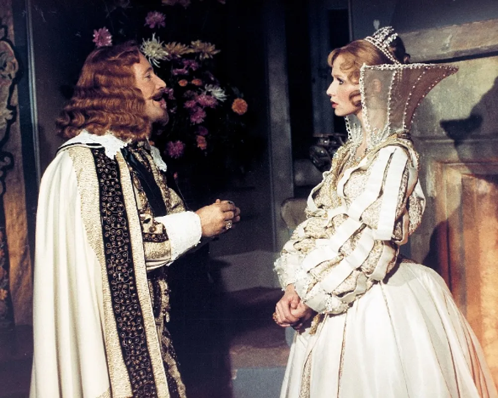 Štyria sluhovia a štyria mušketieri 2: Len počkaj kardinál! (Les Charlots en folie: Á nous quatre Cardinal!), 1974 - fotogaléria