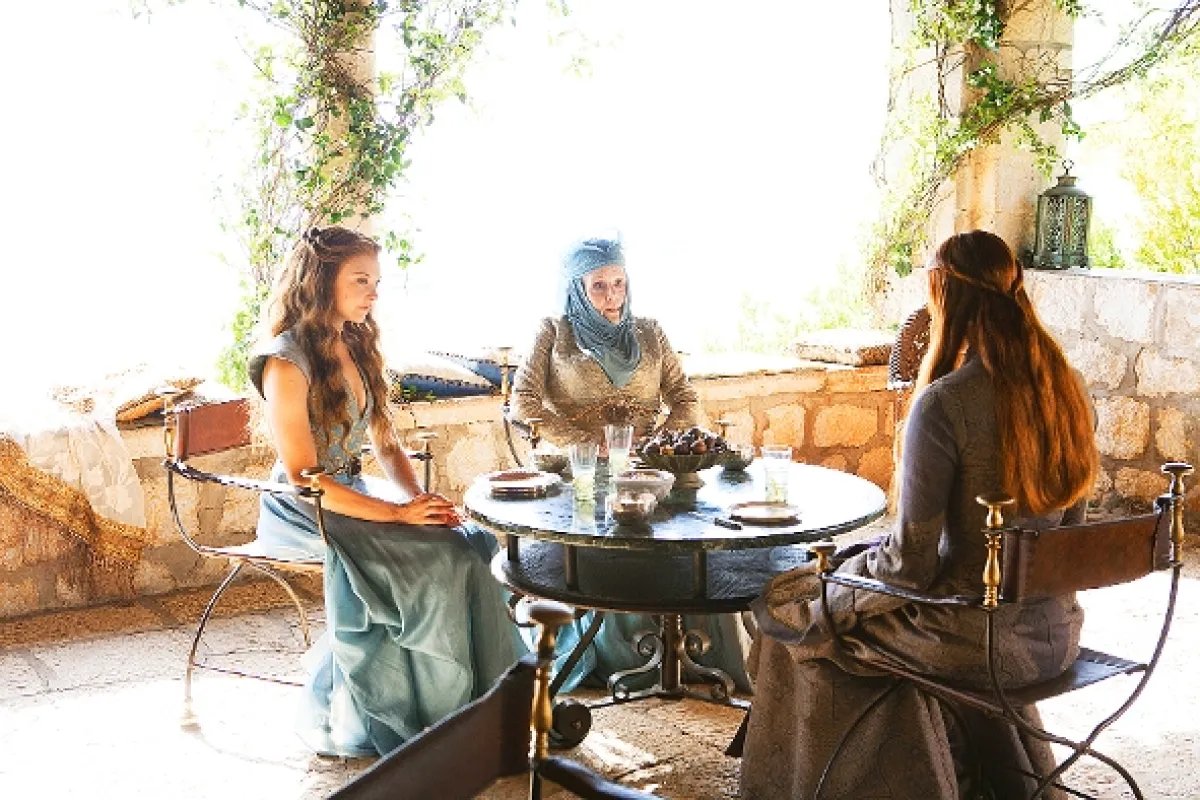 Hra o trůny (Game of Thrones III: Dark Wings, Dark Words), 2013 - fotogaléria