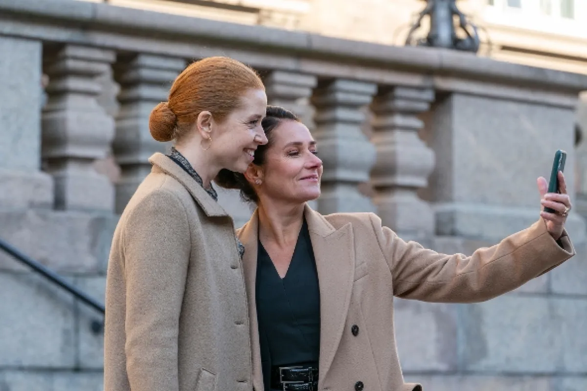 Vláda - Moc a sláva (Borgen - Riget, magten og aren), 2022 - fotogaléria