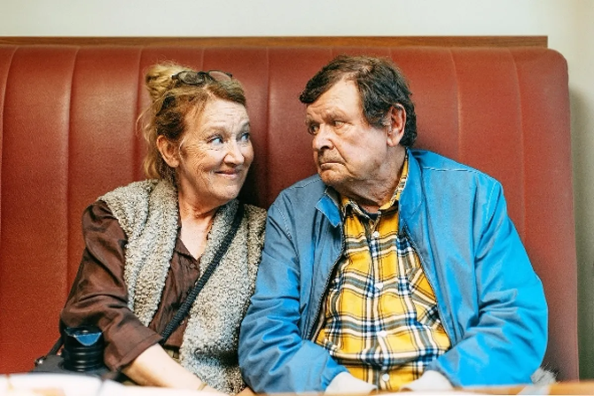 Když se zamiluje mrzout (Long Good Thursday), 2024 - fotogaléria