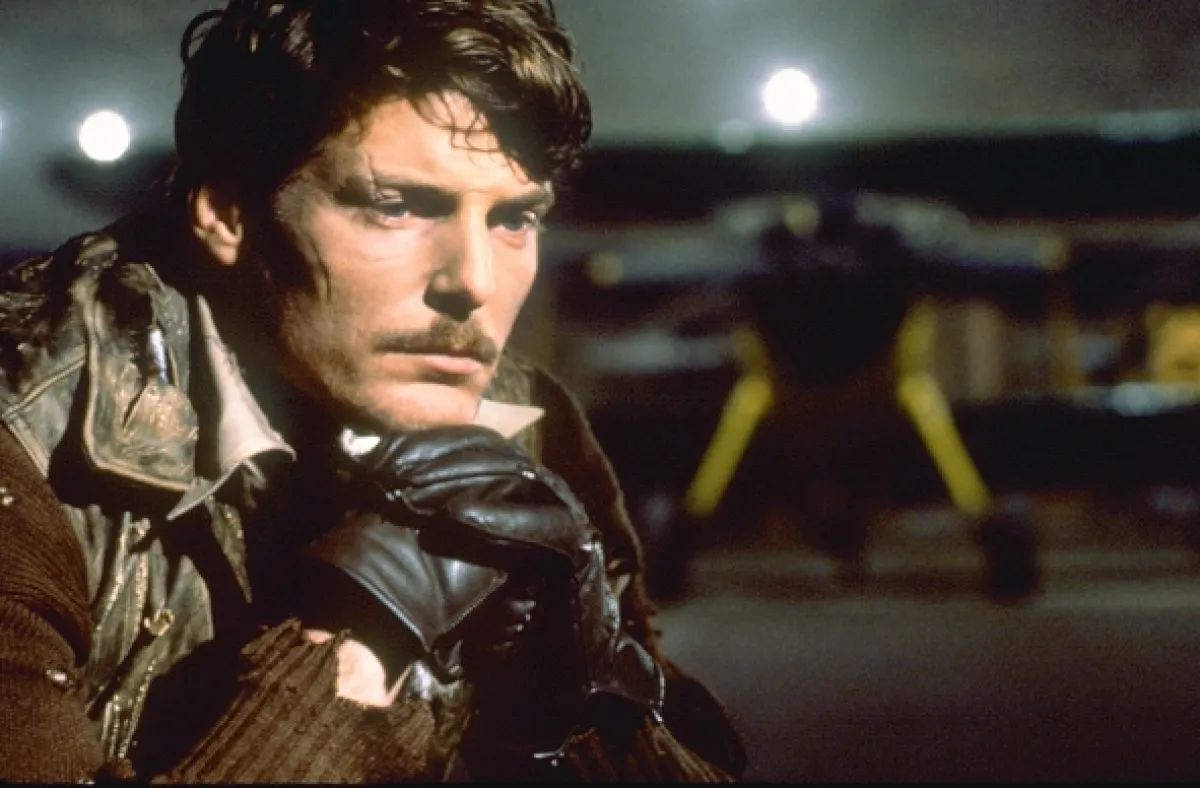 Pilotův návrat (Aviator, The), 1985 - fotogaléria