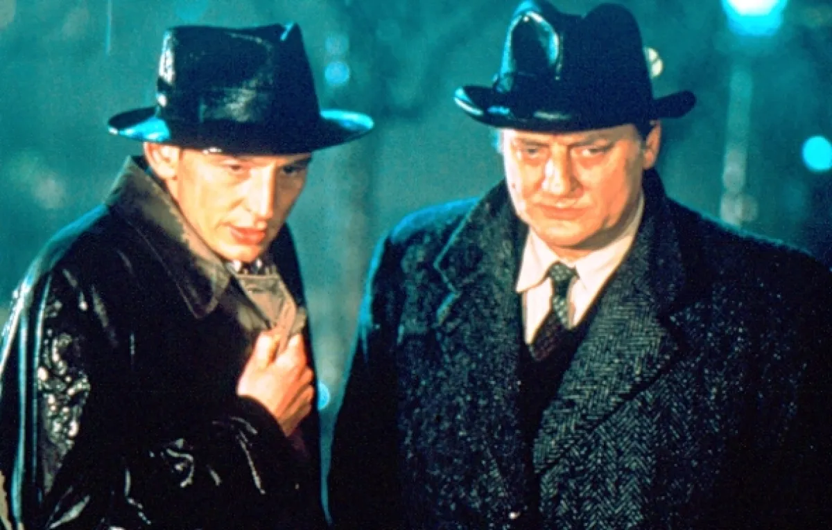 Maigret a rozkoše noci (Maigret et les plaisirs de la nuit), 1992 - fotogaléria