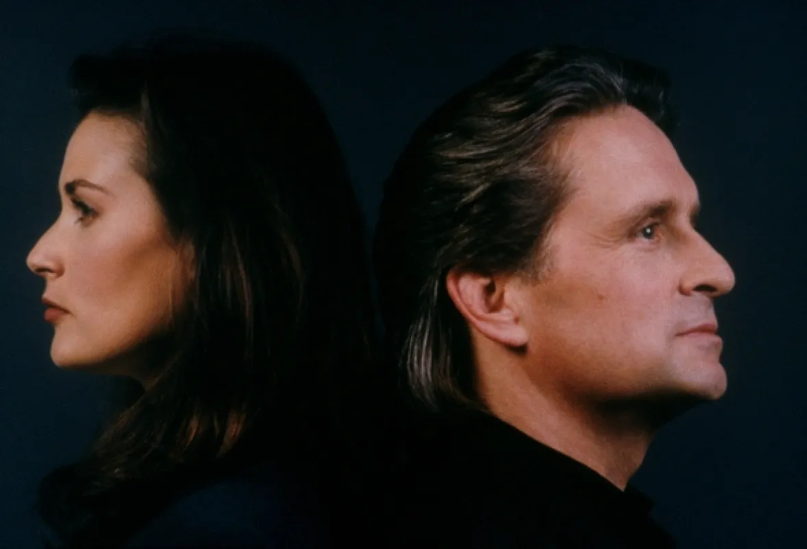 Škandalózne odhalenie (Disclosure), 1994 - fotogaléria