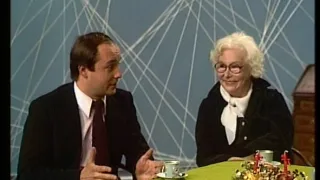 Než se zvedne opona