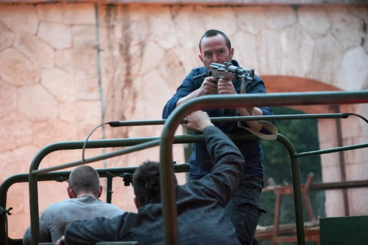 Protiúder (Strike Back IV), 2015 - fotogaléria