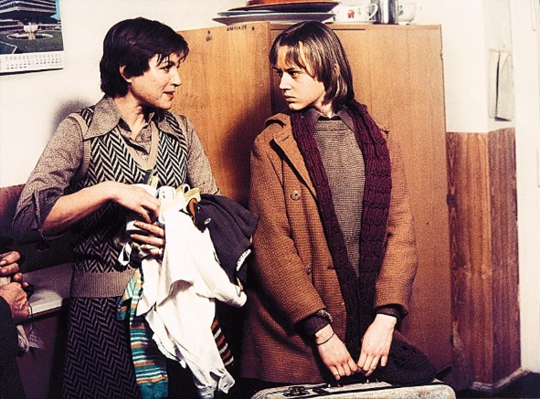 Dívka s mušlí, 1981 - fotogaléria