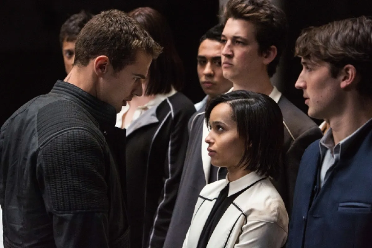 Divergencia (Divergent), 2014 - fotogaléria