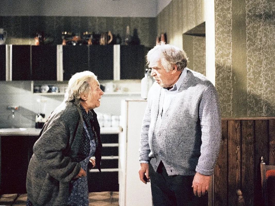 O mŕtvych len dobre, 1985 - fotogaléria