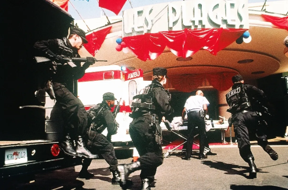 Ťažké časy: Hotel pre rukojemníkov (Hard Time: Hostage Hotel), 1999 - fotogaléria