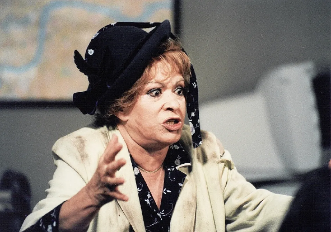 Paní Piperová zasahuje, 1999 - fotogaléria