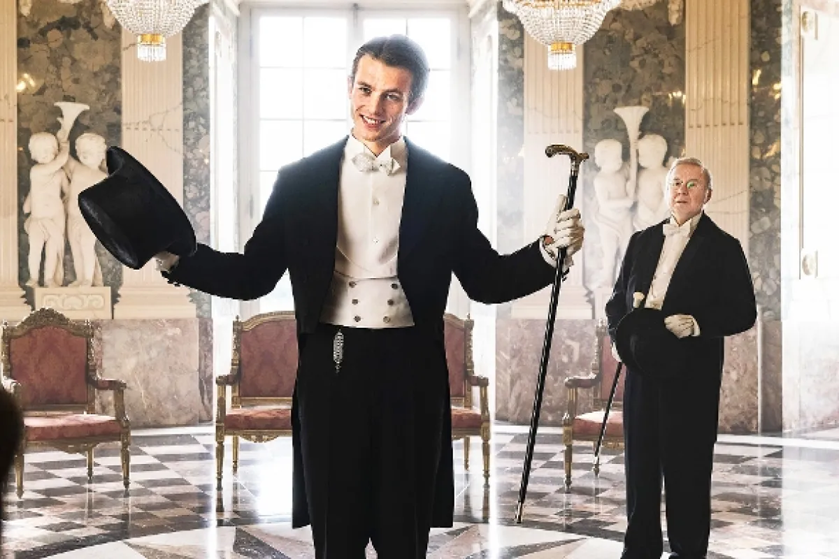 Zpověď hochštaplera Felixe Krulla (Confessions of Felix Krull), 2021 - fotogaléria
