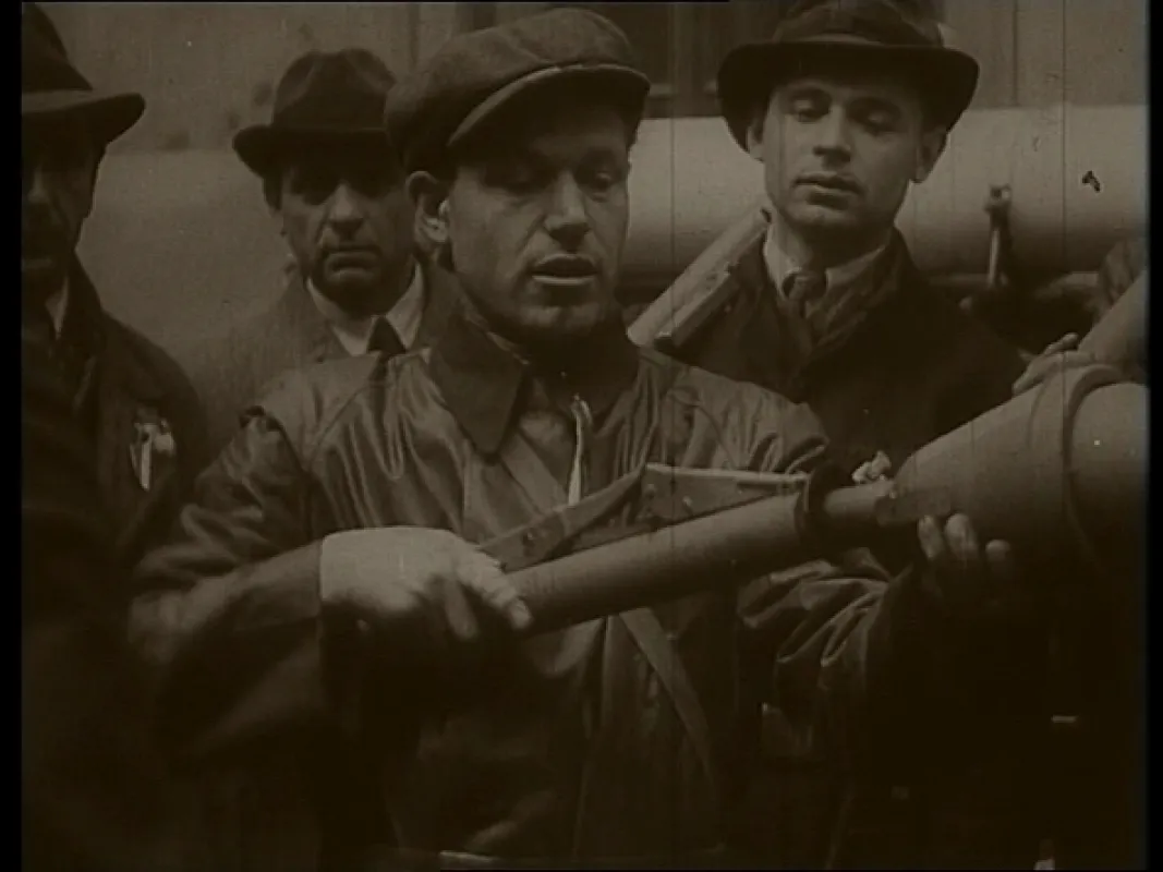 Pražské povstanie v máji 1945 alebo Medzi Londýnom a Moskvou, 1995 - fotogaléria