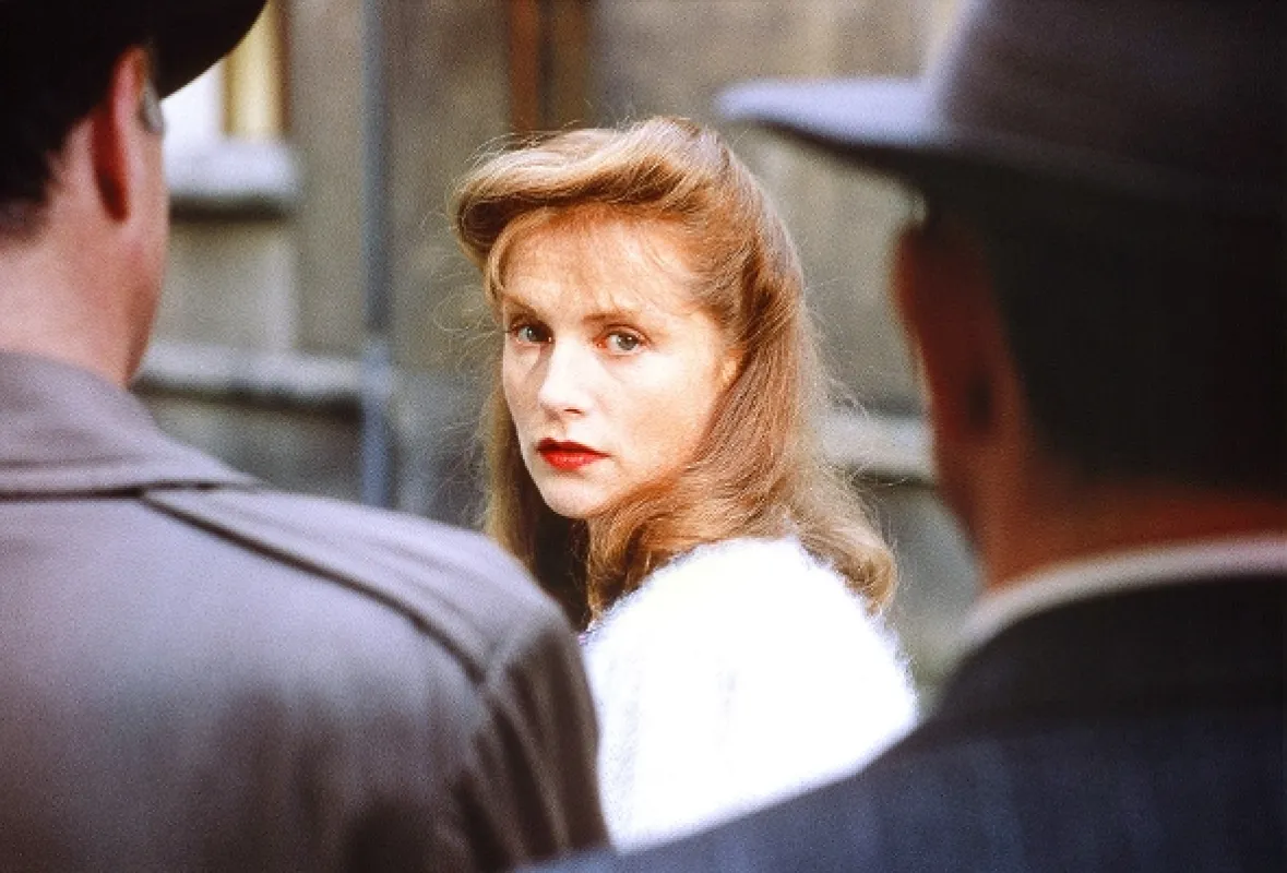 Ženská záležitost (Story of Women), 1988 - fotogaléria