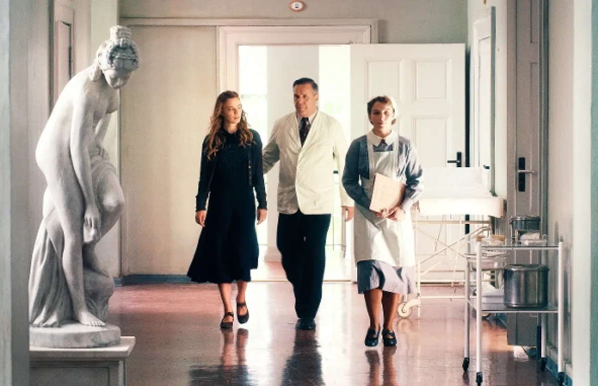 Nikdy neodvracej zrak (Never Look Away), 2018 - fotogaléria