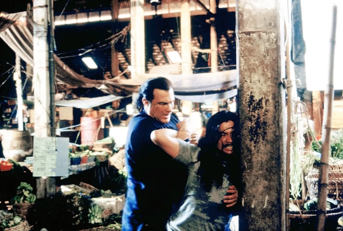 Bestie (Belly of the Beast), 2003 - fotogaléria