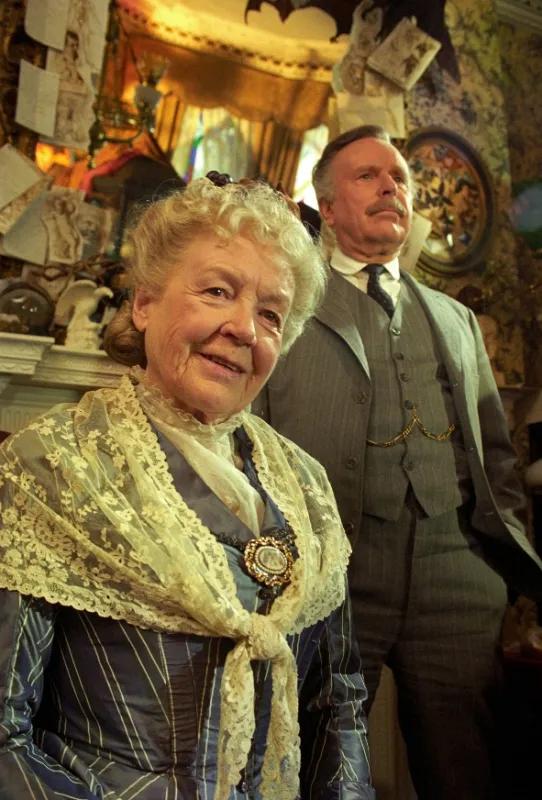 Z pamětí Sherlocka Holmese (The Memoirs Of Sherlock Holmes), 1994 - fotogaléria