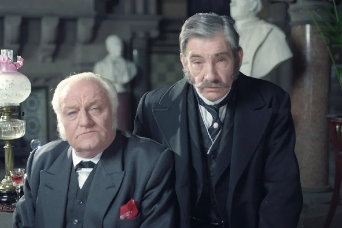 Z pamětí Sherlocka Holmese (The Memoirs Of Sherlock Holmes), 1994 - fotogaléria