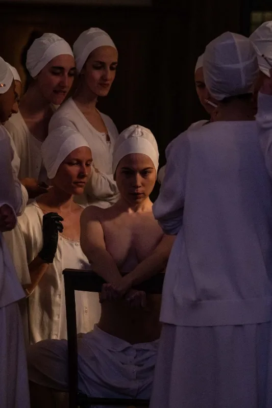 Nový papež (New Pope, The), 2020 - fotogaléria