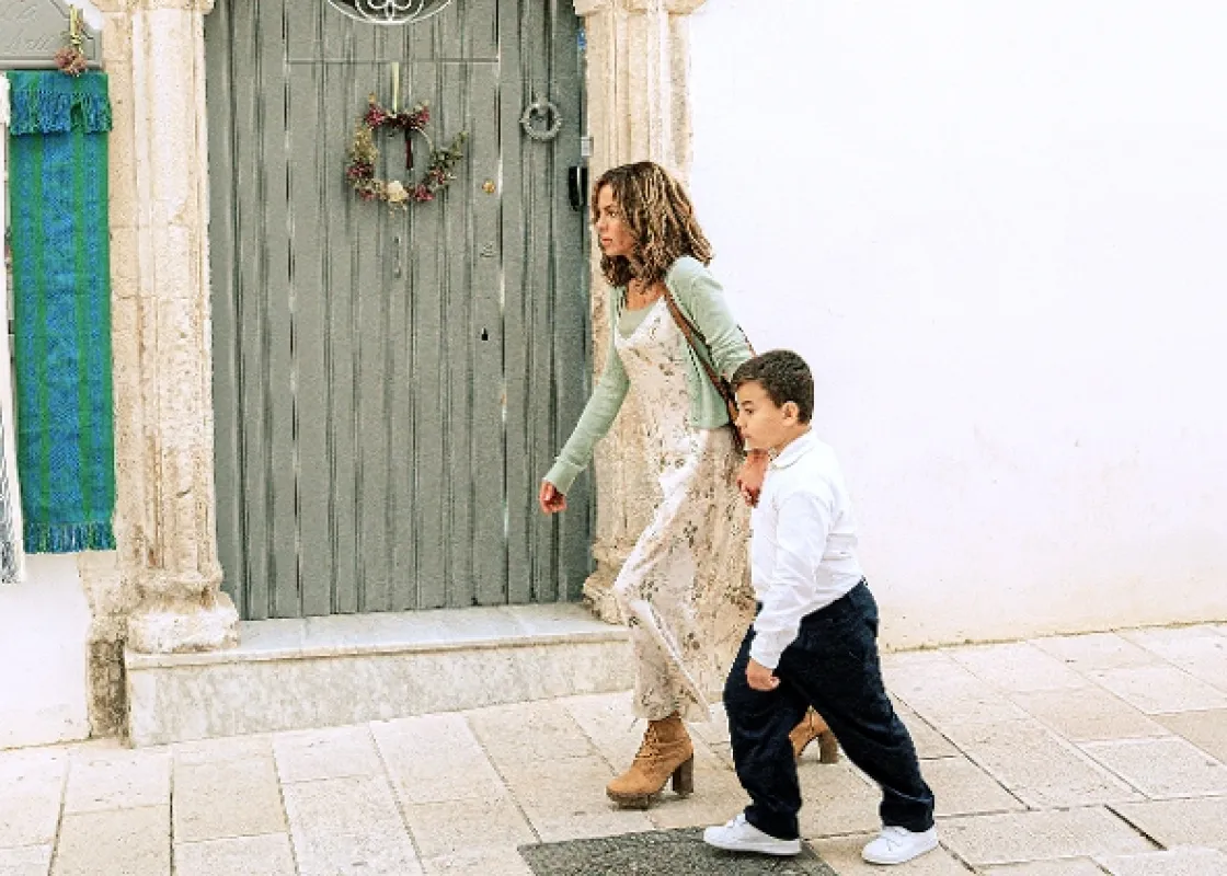 Unesená bez stopy (Stolen Girl), 2025 - fotogaléria