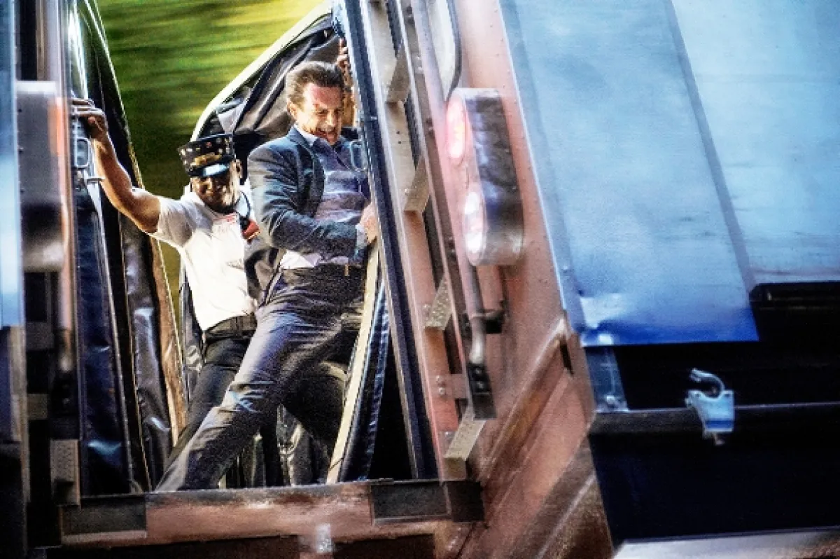 Cizinec ve vlaku (The Commuter), 2018 - fotogaléria