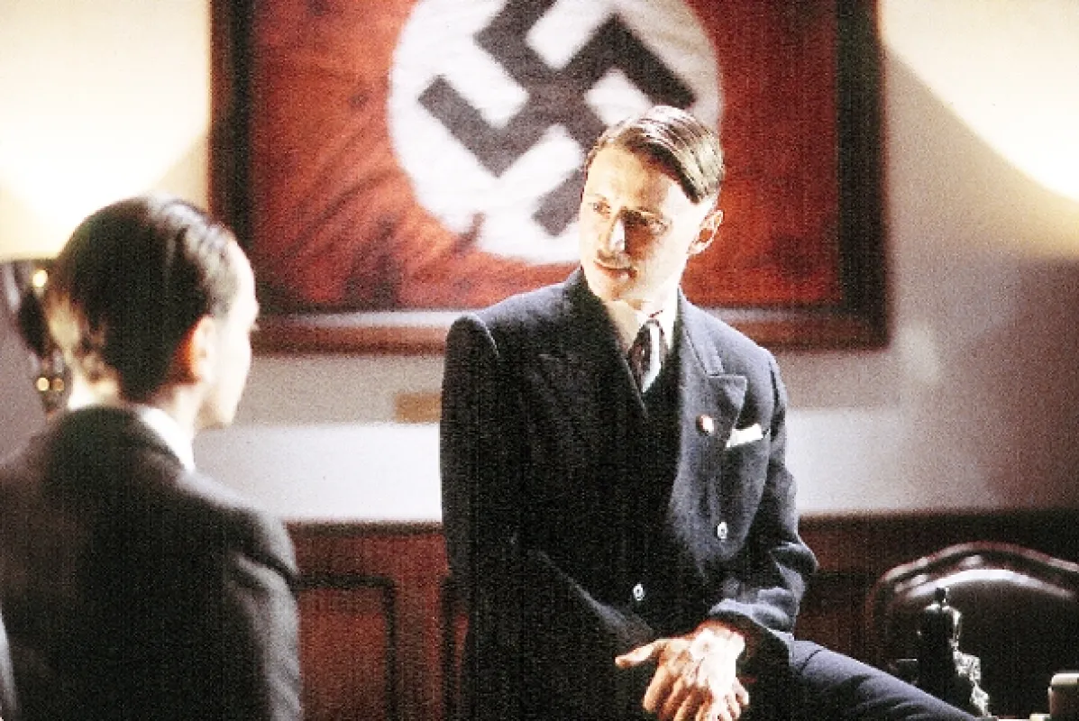 Hitler: Vzestup zla (Hitler: The Rise of Evil), 2003 - fotogaléria