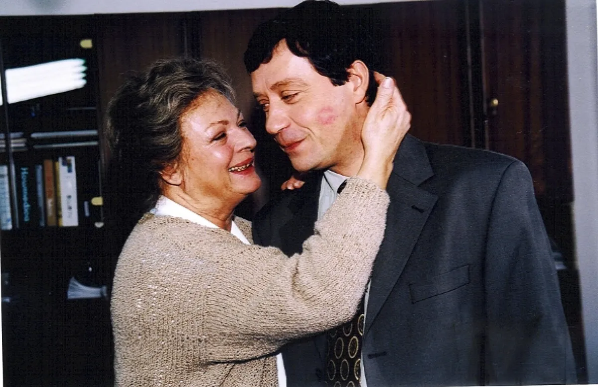 Jak básníci neztrácejí naději (The Poets Never Lose Hope), 2004 - fotogaléria