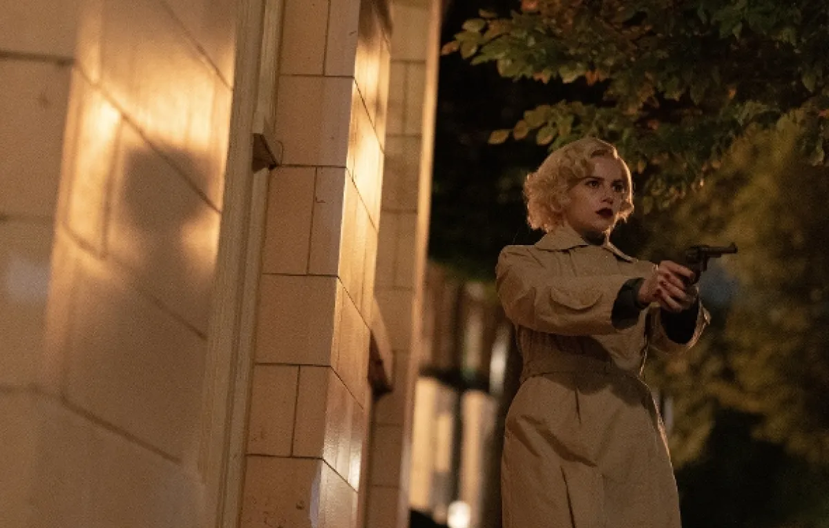 Krutá láska: Příběh Ruth Ellisové (A Cruel Love: The Ruth Ellis Story), 2024 - fotogaléria