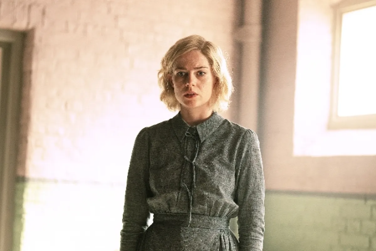Krutá láska: Příběh Ruth Ellisové (A Cruel Love: The Ruth Ellis Story), 2024 - fotogaléria