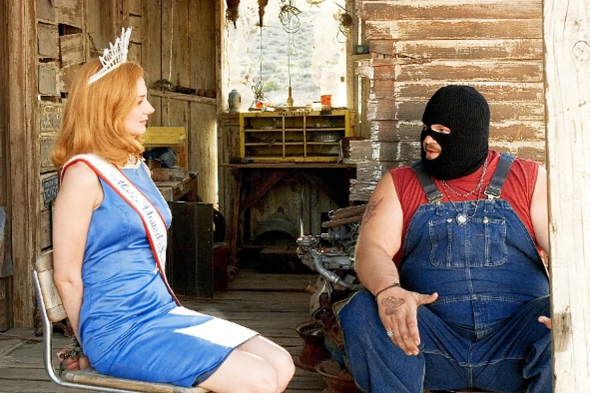 Slečna drsňák 2: Ještě drsnější (Miss Congeniality 2: Armed and Fabulous), 2005 - fotogaléria