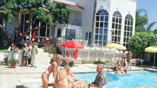 Ťažké časy: Hotel pre rukojemníkov