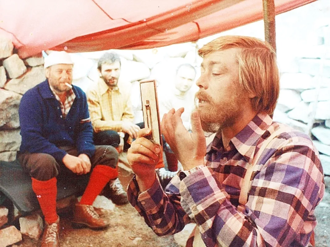 Vynes na horu svoj hrob, 1979 - fotogaléria
